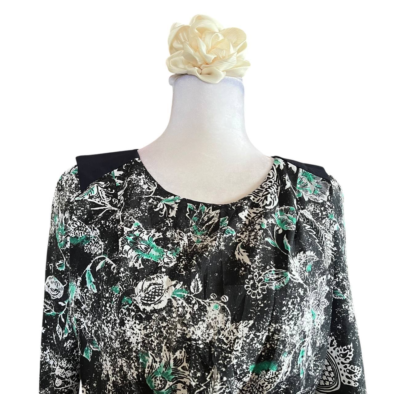Floral Mini Long-Sleeved Dress