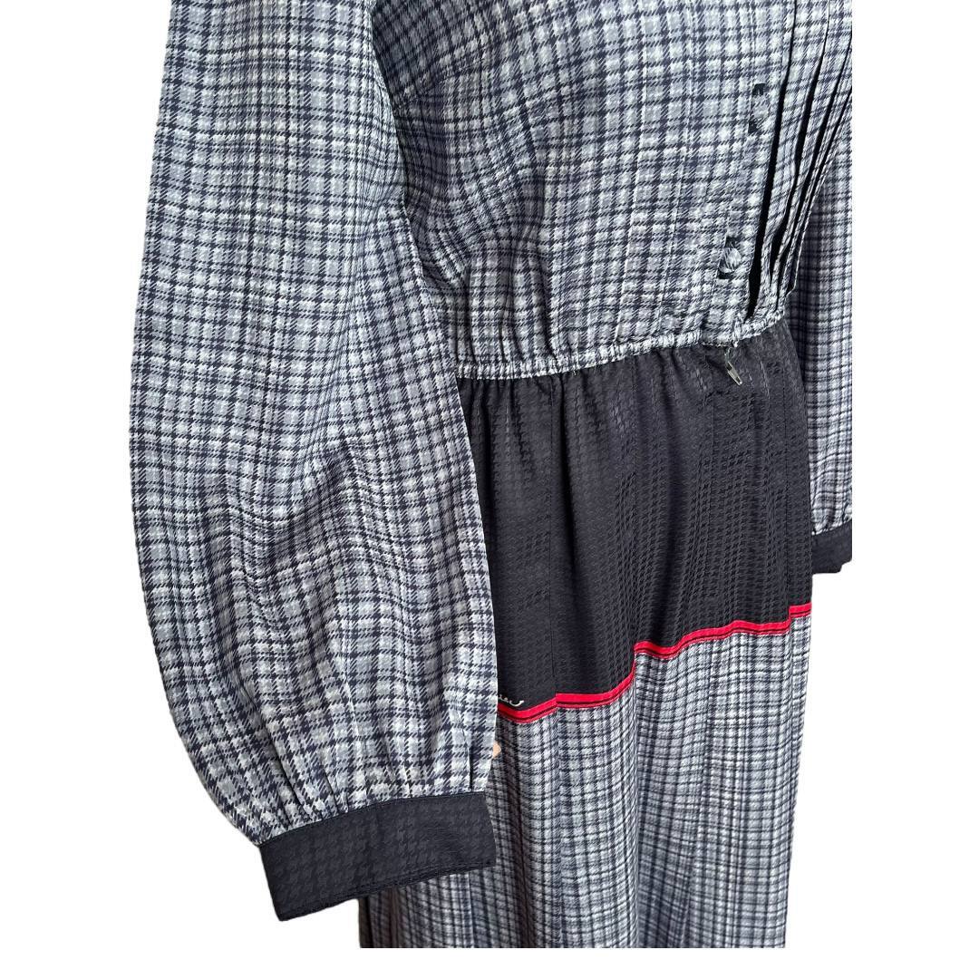 intage Plaid Dress with Collar