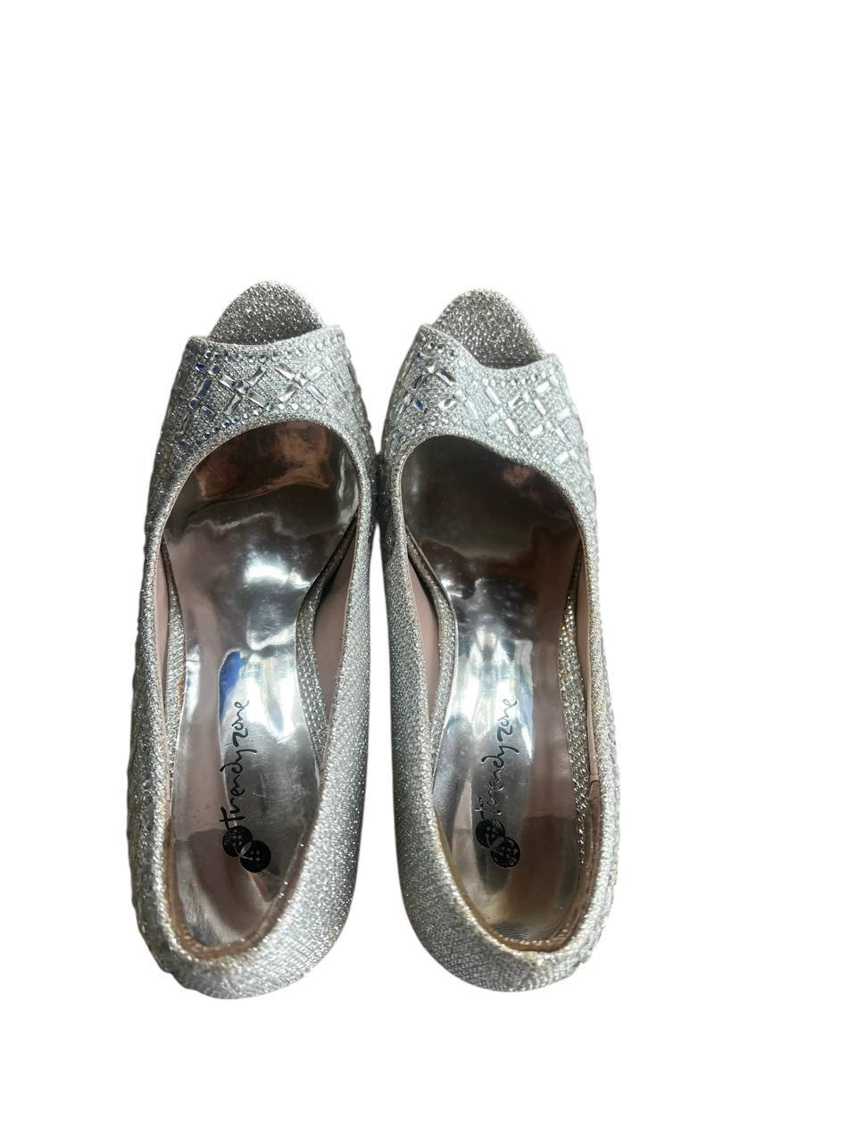 Sparkling Silver Peep-Toes