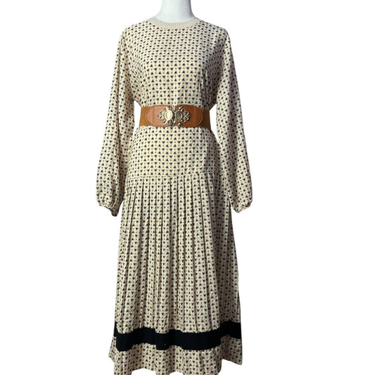 Cream Vintage Dress with Pleated Skirt