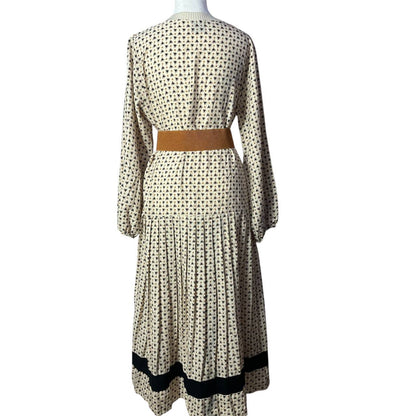 Cream Vintage Dress with Pleated Skirt