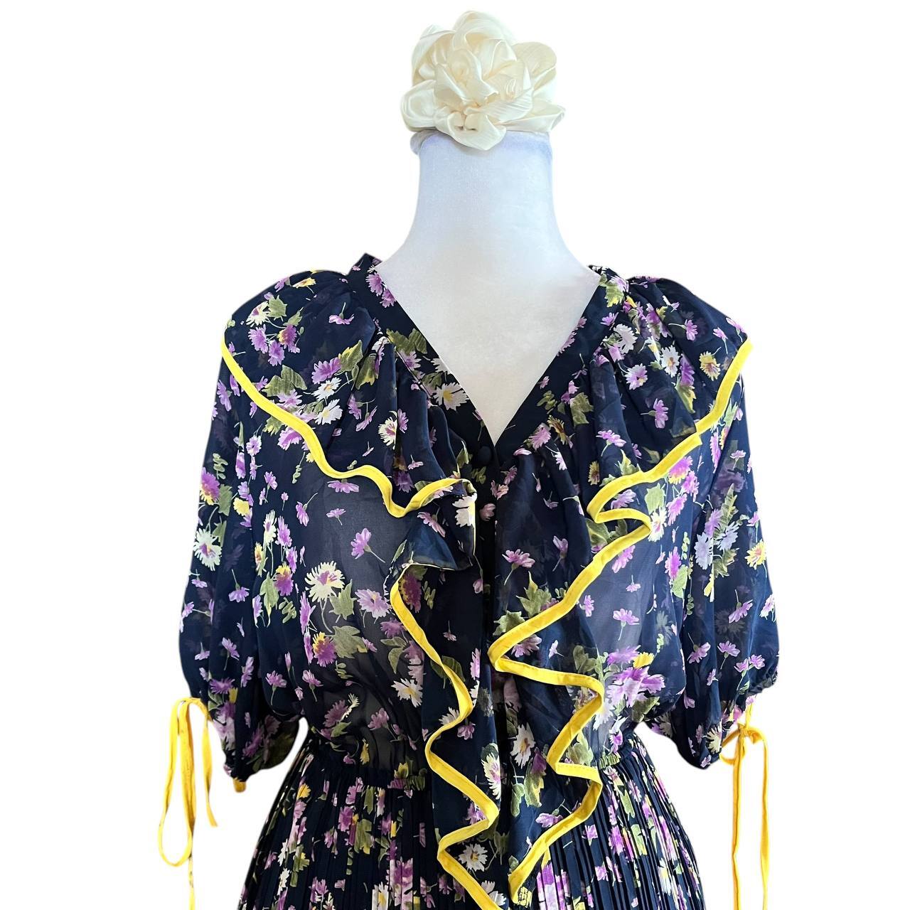 Vintage Floral V-Neck Dress
