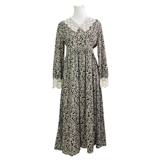 Vintage Victorian Floral Maxi Dress