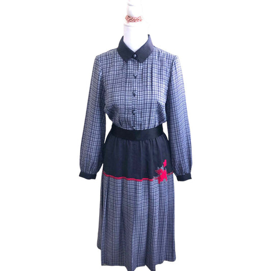 intage Plaid Dress with Collar