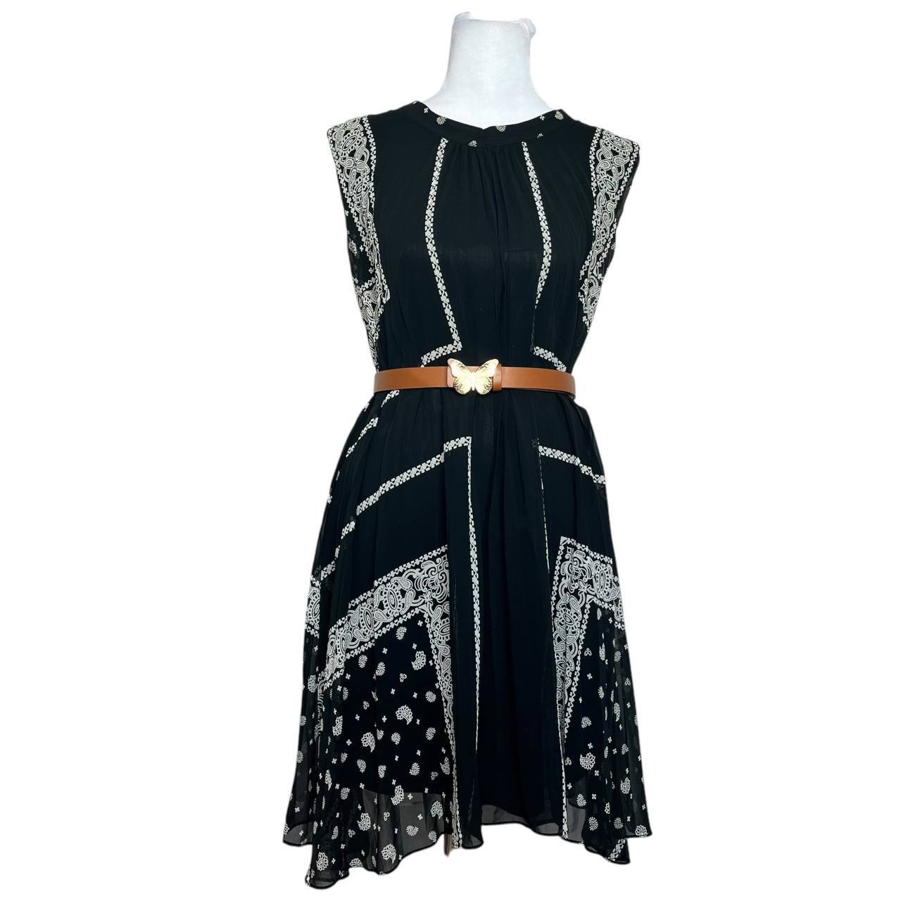 Black Sleeveless Dress