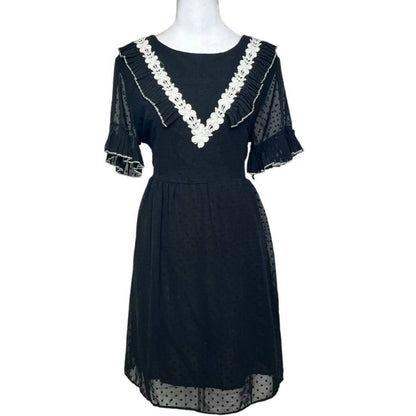 Vintage-Inspired Black Lace Dress