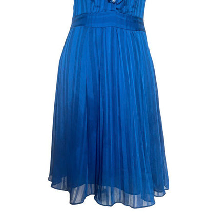 Blue Ruffled V-Neck Short-Sleeved Dress