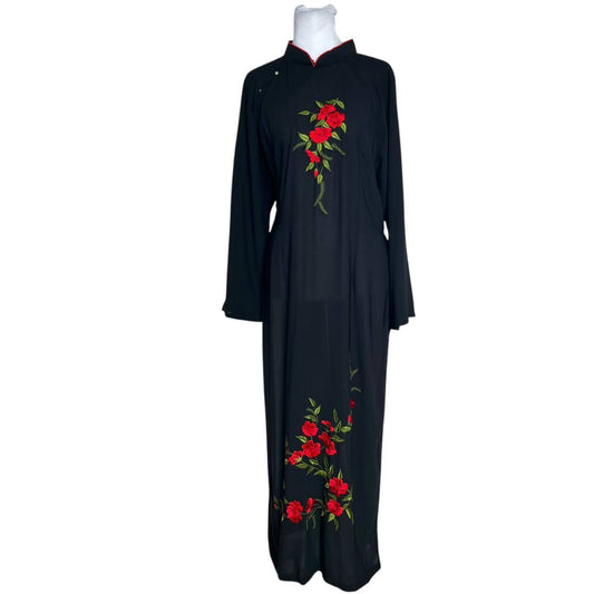 Rose Embroidered Cheongsam