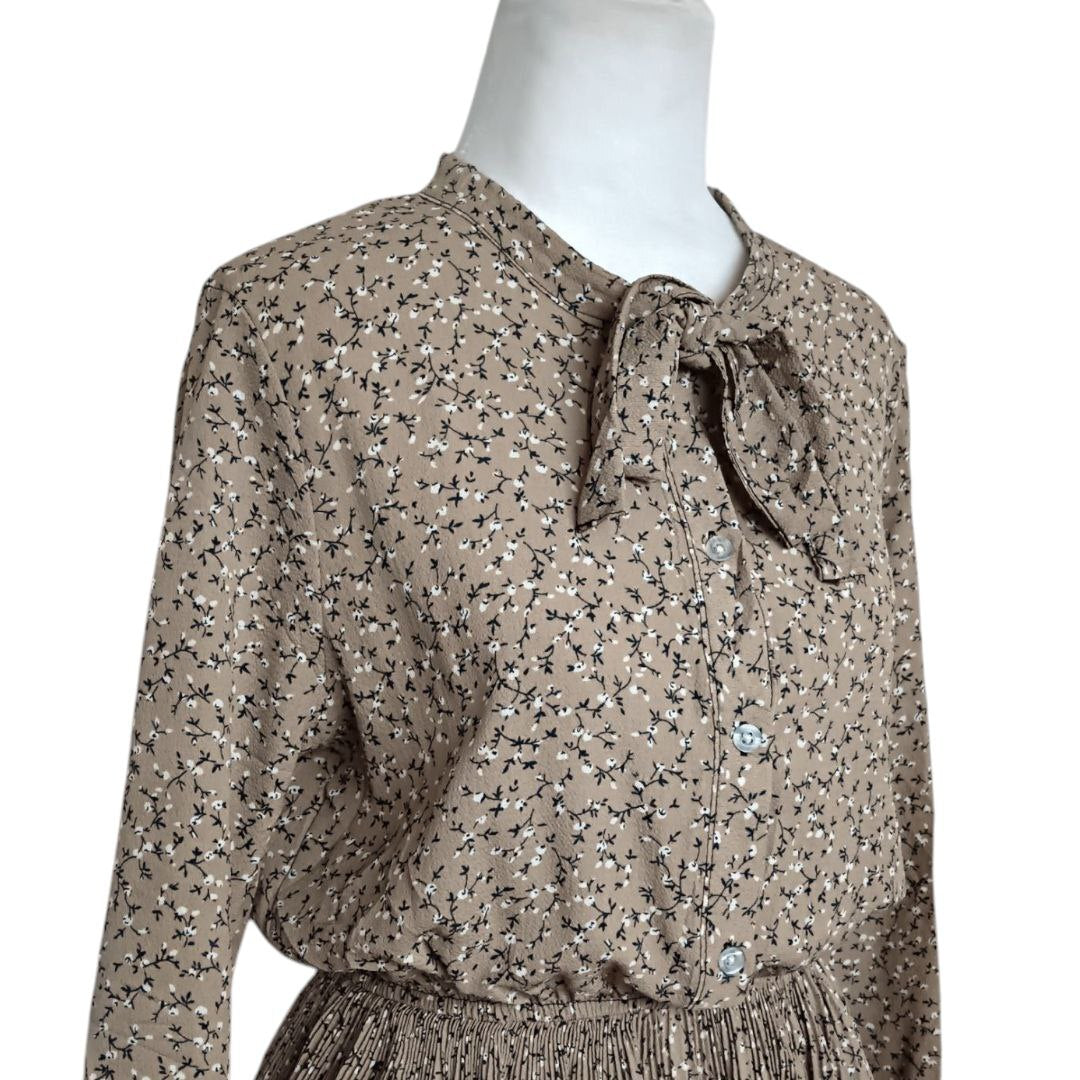 Vintage Bow-Tie Floral Dress