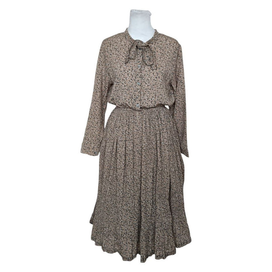 Vintage Bow-Tie Floral Dress