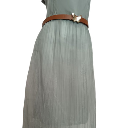 Light Sleeveless Flared Dress