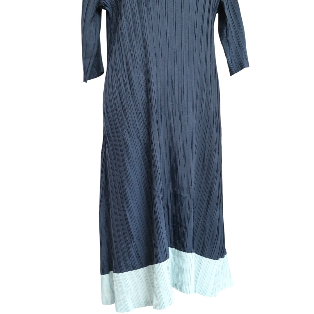 Pleated Contrast Elegance