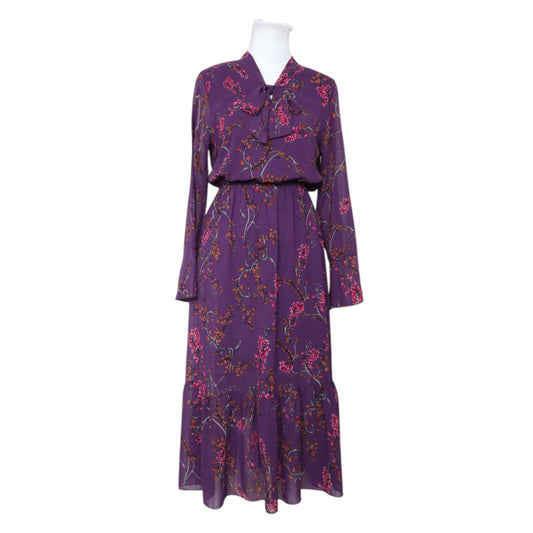 Purple Floral Grace