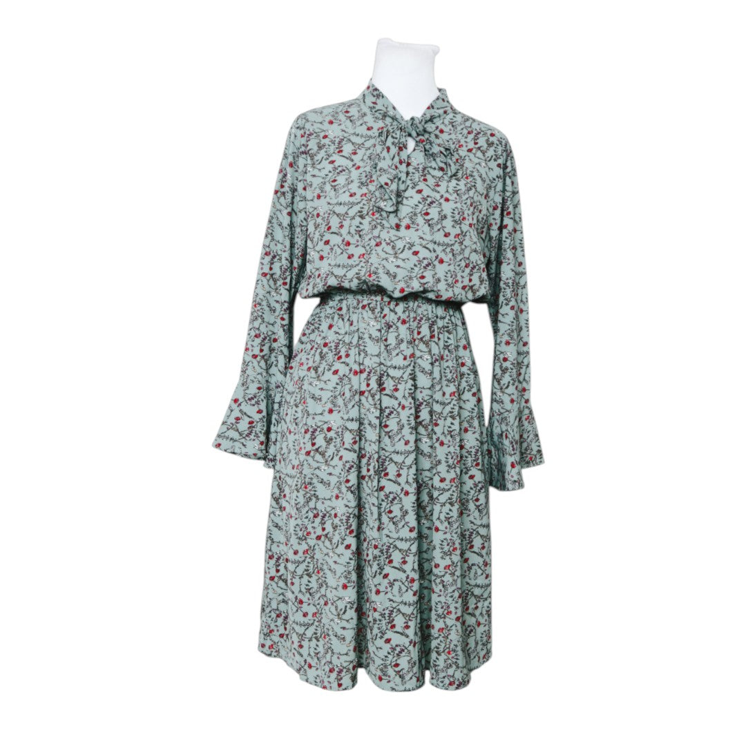 Mint Floral Grace