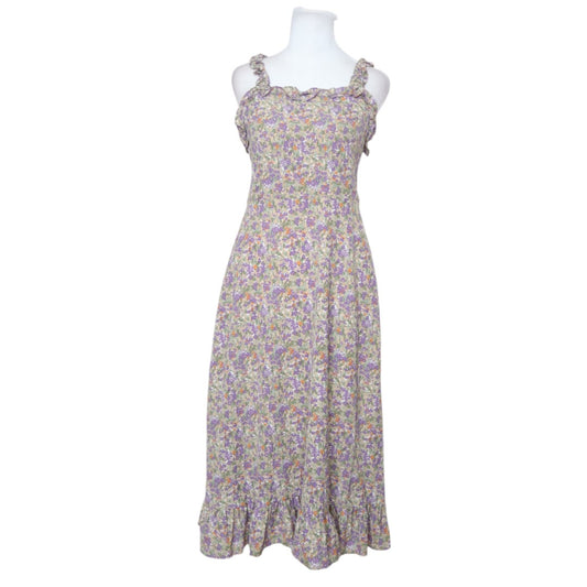 Floral Ruffle Bloom